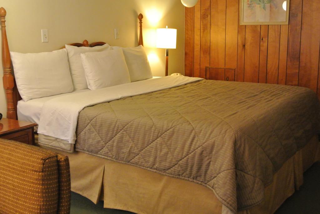 ברייסון סיטי Rosewood Inn מראה חיצוני תמונה