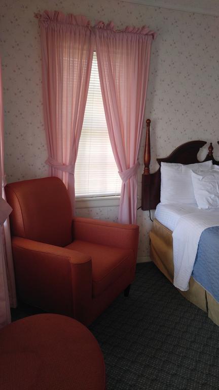 ברייסון סיטי Rosewood Inn מראה חיצוני תמונה