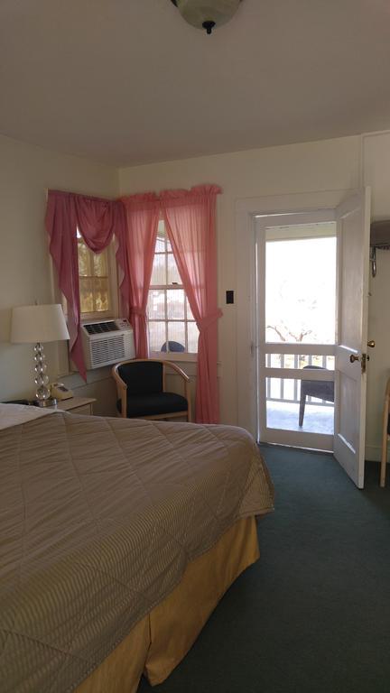 ברייסון סיטי Rosewood Inn מראה חיצוני תמונה