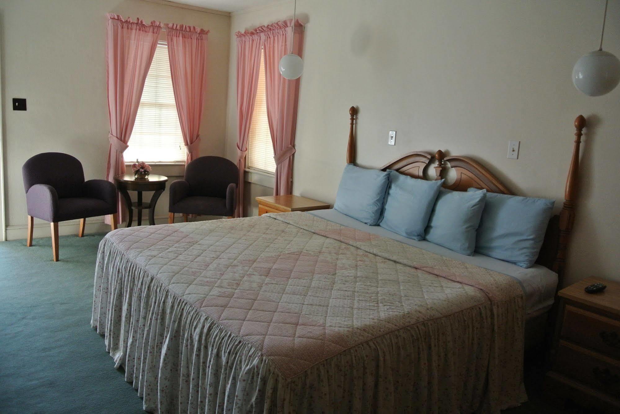 ברייסון סיטי Rosewood Inn מראה חיצוני תמונה