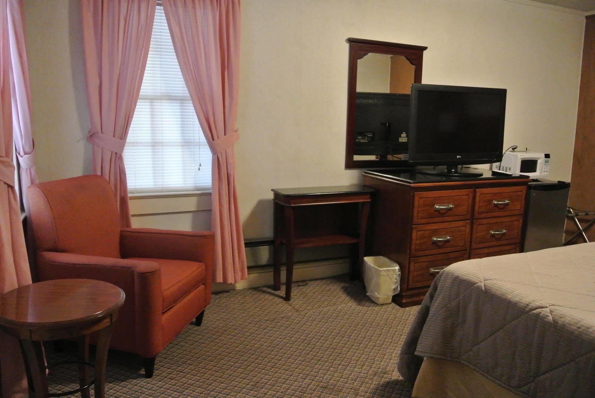 ברייסון סיטי Rosewood Inn מראה חיצוני תמונה