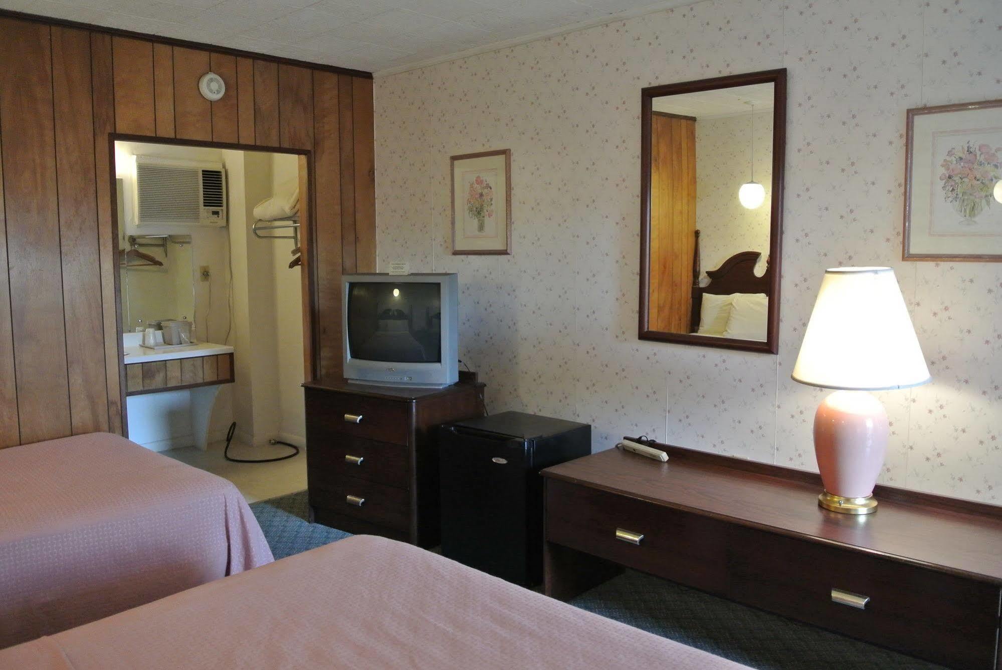 ברייסון סיטי Rosewood Inn מראה חיצוני תמונה