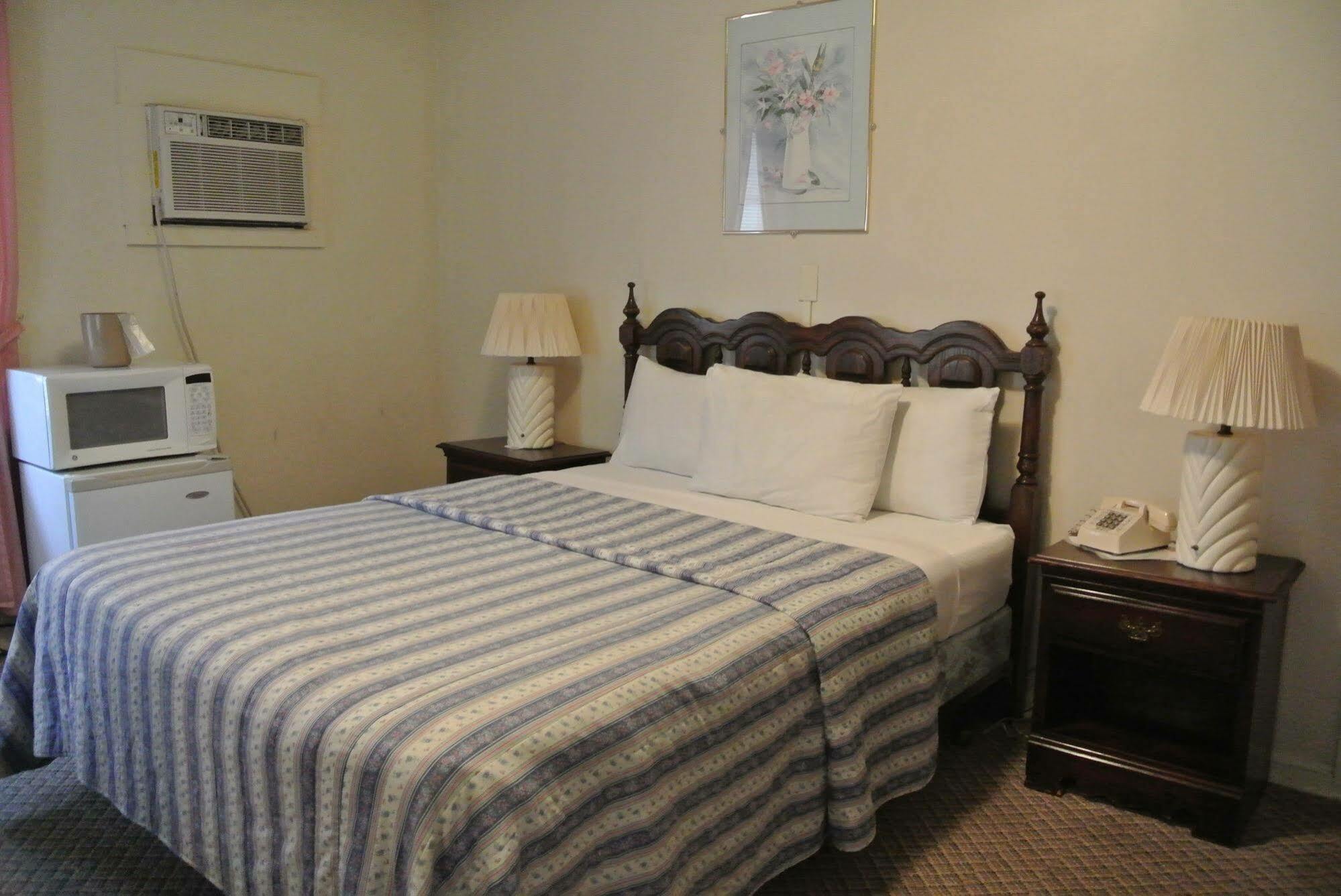 ברייסון סיטי Rosewood Inn מראה חיצוני תמונה